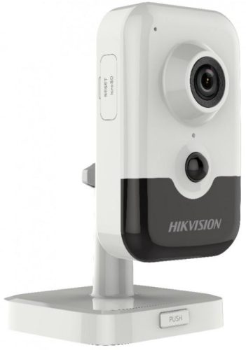 Hikvision 2 MP WDR beltéri WiFi fix EXIR IP csempekamera PIR szenzorral; beépített mikrofon és hangszóró