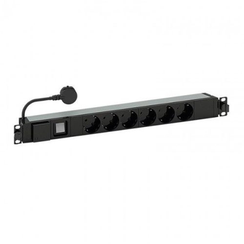 Legrand elosztó - (PDU), 19", 1U, jelzőlámpás, 9 aljzat, gyermekvédett, 3 méter